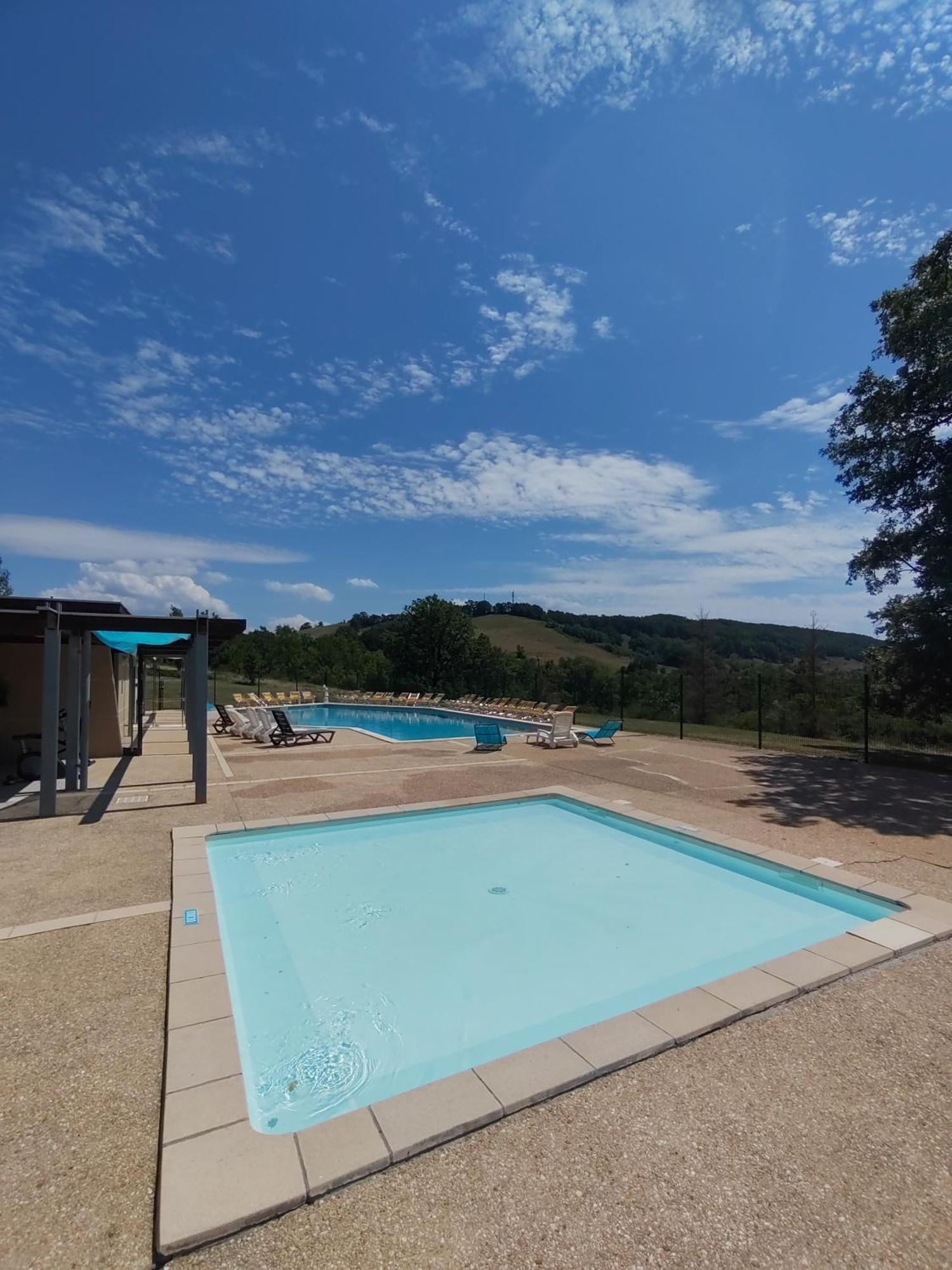Village Bord De Ciel Caylus Exterior foto